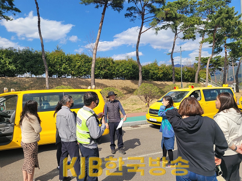 ★ [사진] 광주시교육청, 하반기 관계기관 합동 어린이 통학버스 안전 점검 시행.png