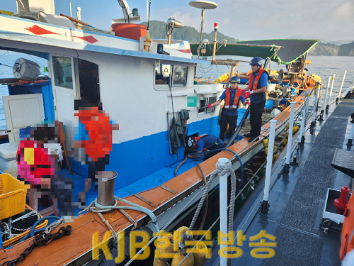 학림도 인근 기관실 침수선박 구조2.png
