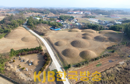 마한역사문화유적- 영암 옥야리고분군 전경.png