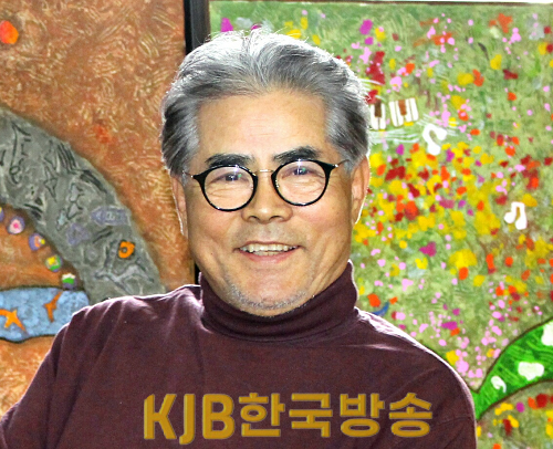 문홍규 작가.png