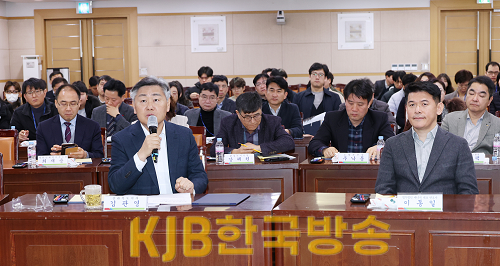 2023-12-28 12월 2차 새로운 전북포럼 (4).png