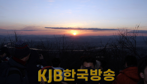 나주 금성산 노적봉에서 바라본 새해 일출1.png