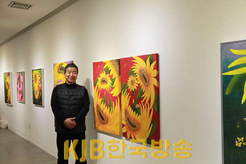서양화가 안호경 작가.png