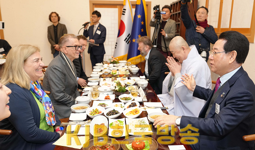 주한 유럽연합(EU) 대사들과 간담회4.png