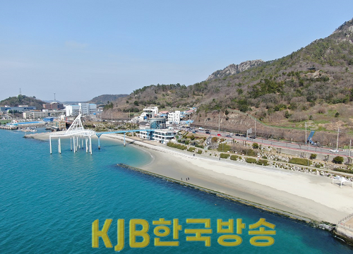 1-4.목포 유달유원지 새단장…휴식과 감성가득한 공간으로 대변신(모래사장).png