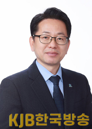김문수 프로필 사진.png