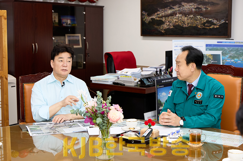 4.12 - 통영시-더본코리아 먹거리 관광산업 육성을 위한 업무 협약(MOU)체결 3.png