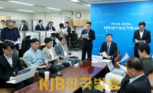 전남 국립의대 신설 정부 추천을 위한 용역 추진과정 설명 기자간담회2.png