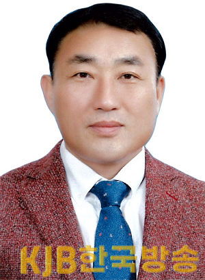 김대인 신안부군수.png