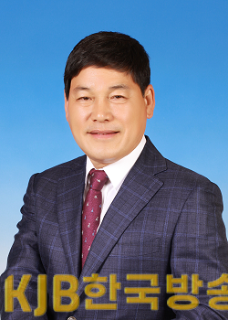 정철원 의장님 프로필사진.png